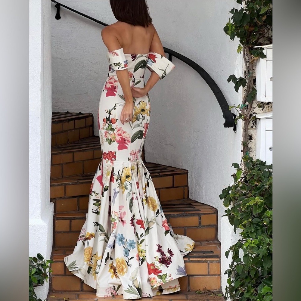 Mestiza New York Gloria Floral Off Shoulder Mermaid Maxi Gown Size 0 NWT - Picture 6 of 7